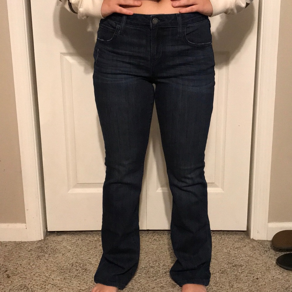 Vera Wang, boot cut, mid-rise, sz 8